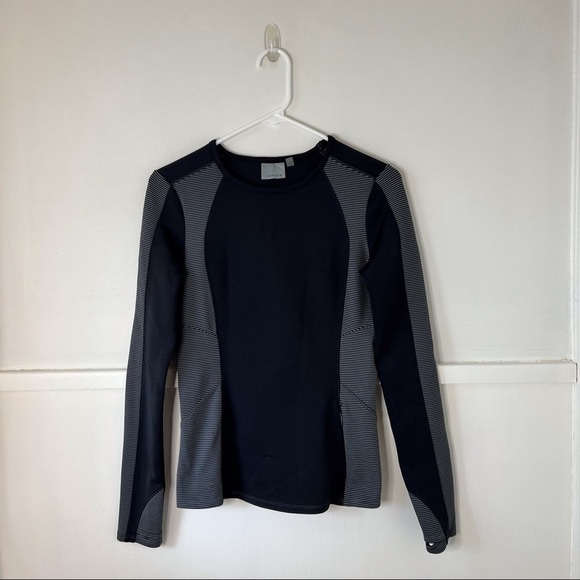 Athleta Spotlight Black and Gray Pin Stripe Pullover Long Sleeve Active … - Picture 11 of 14